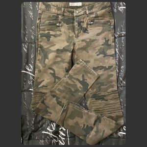 Zara Camaflouge Jeans